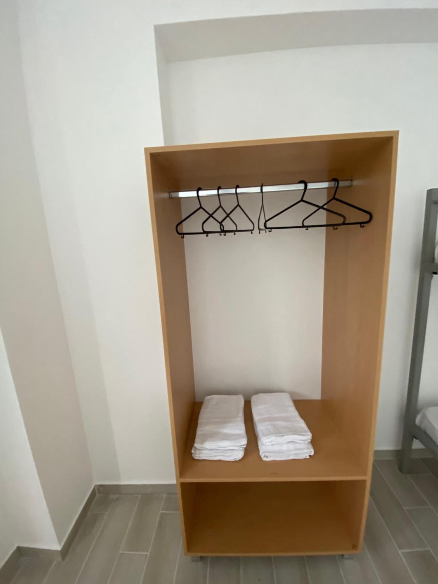 הימארה Eleni'S Holiday Rooms מראה חיצוני תמונה