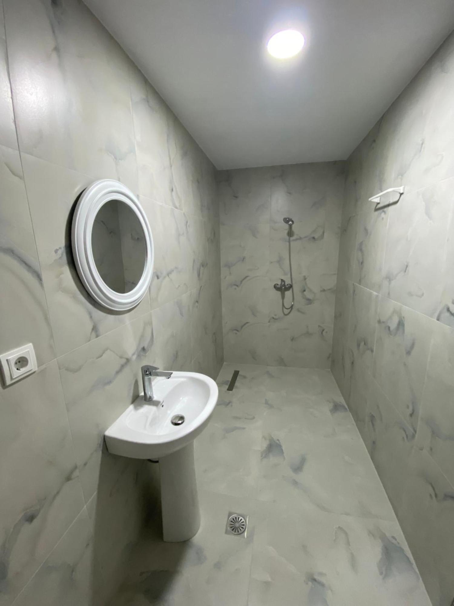 הימארה Eleni'S Holiday Rooms מראה חיצוני תמונה